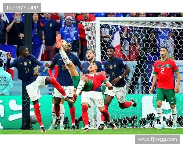 足球明星拉斯福德的崛起之路与场外生活的精彩瞬间